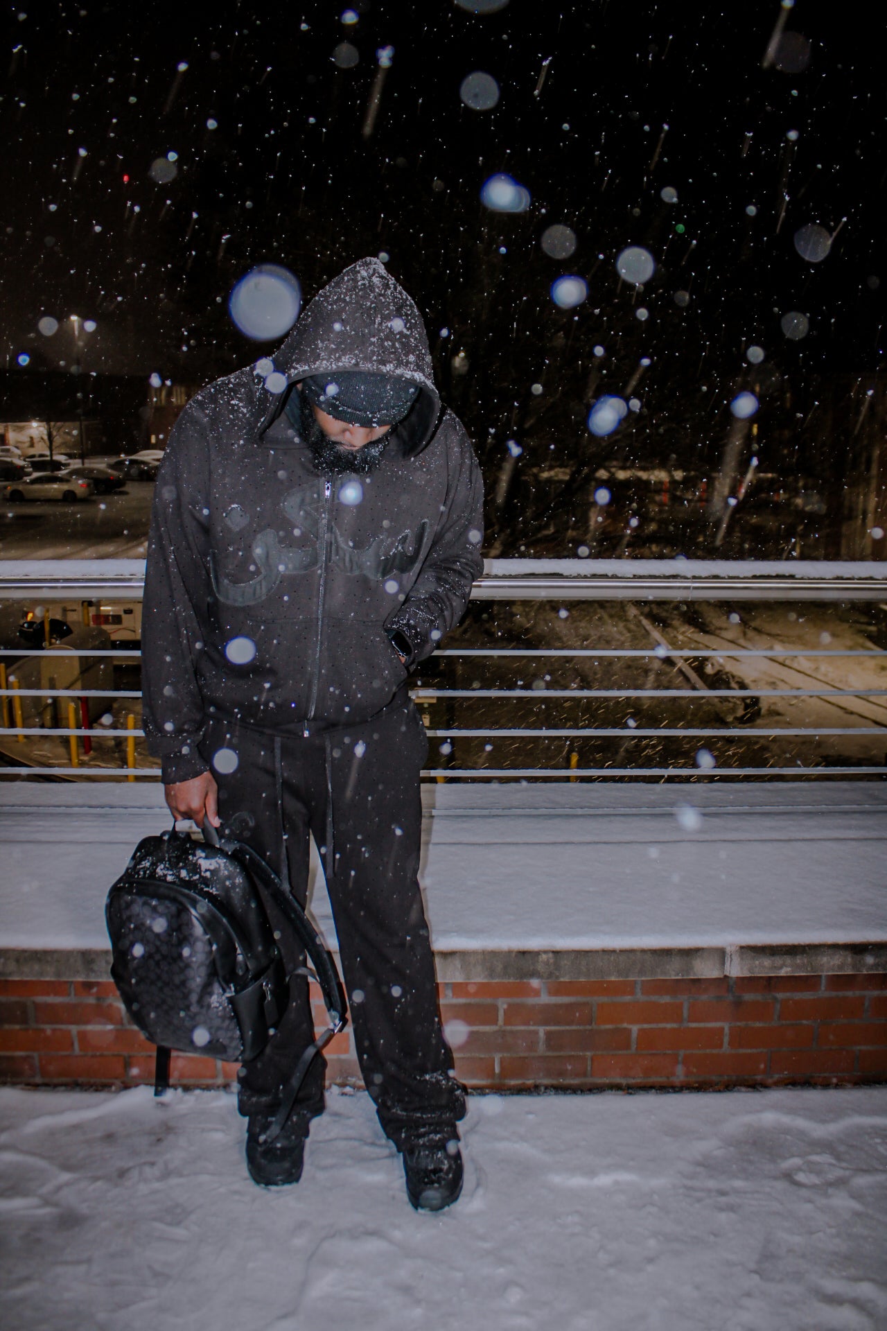 "Arabic" Zip (BLACK)